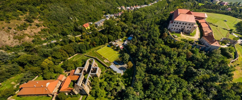 Dolní Kounice